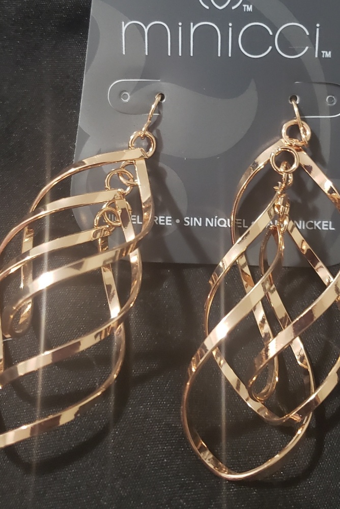 Earring lot